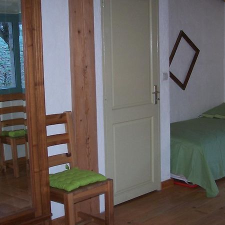 Salomony Chambre D'Hotes Marcols-les-Eaux Buitenkant foto