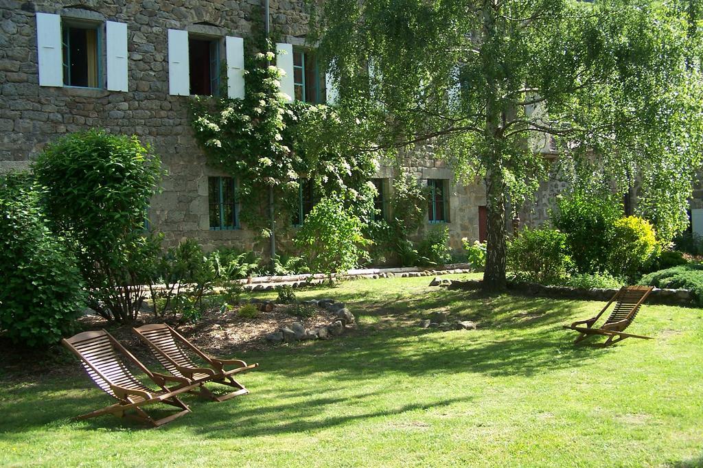 Salomony Chambre D'Hotes Marcols-les-Eaux Buitenkant foto