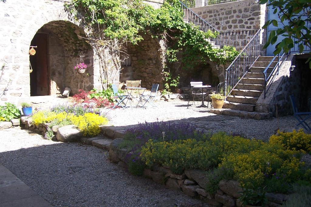 Salomony Chambre D'Hotes Marcols-les-Eaux Buitenkant foto